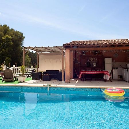 Appartement Avec Piscine Et Cuisine Рокфор-ла-Бедуль Екстер'єр фото